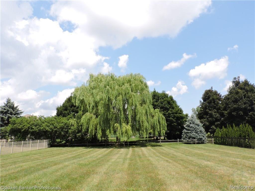 34211 24 Mile Road New Baltimore, MI 48047 - Photo 25 of 25 The view from your kitchen windows!
