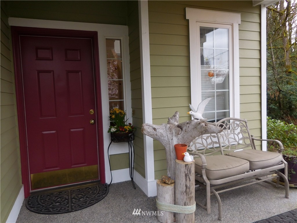 17109 111th Avenue Northeast Bothell, WA 98011 - Photo 2 of 23 Gallery Image 2