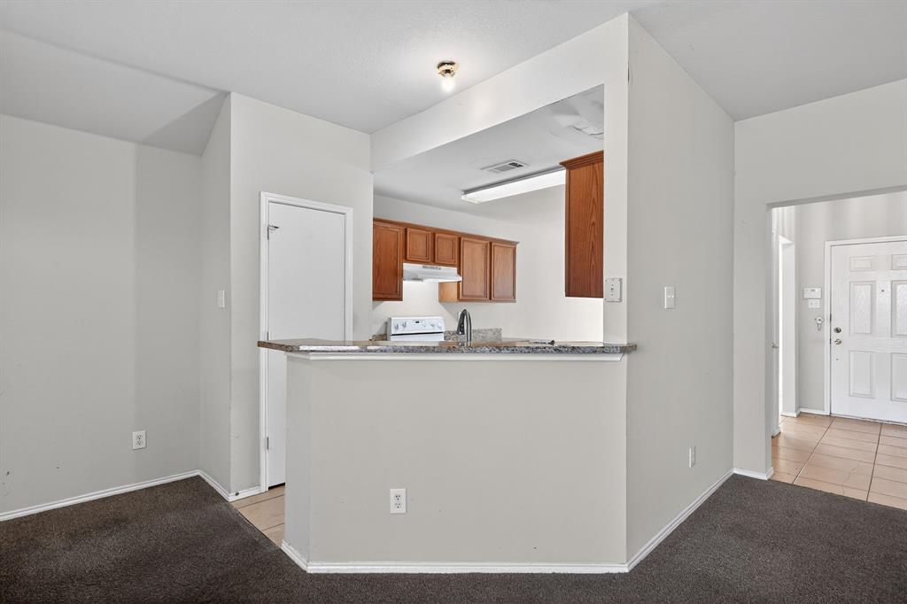 1715 Reynolds Street Lancaster, TX 75134 - Photo 12 of 30