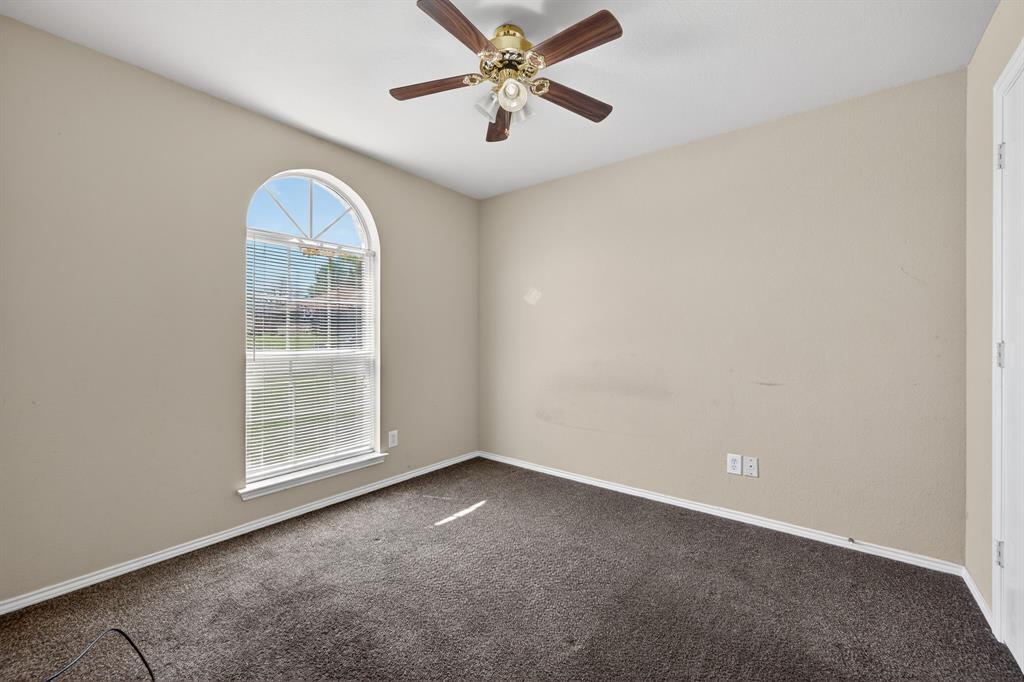 1715 Reynolds Street Lancaster, TX 75134 - Photo 19 of 30