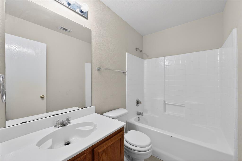 1715 Reynolds Street Lancaster, TX 75134 - Photo 25 of 30