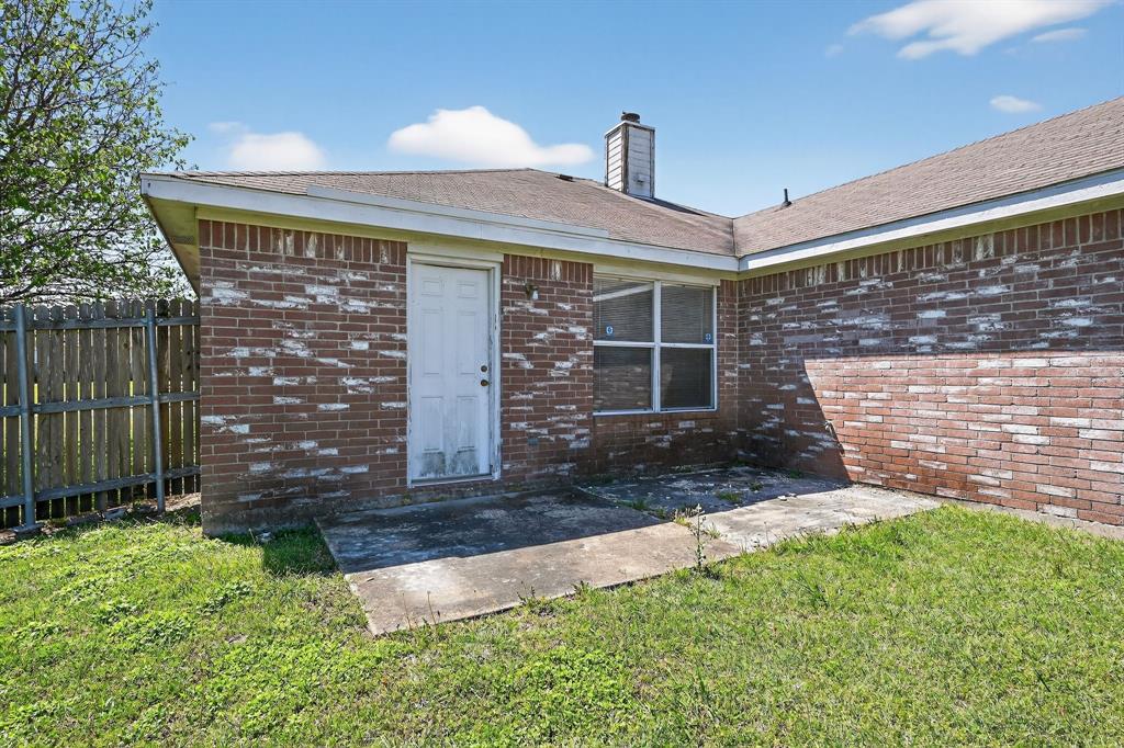 1715 Reynolds Street Lancaster, TX 75134 - Photo 26 of 30