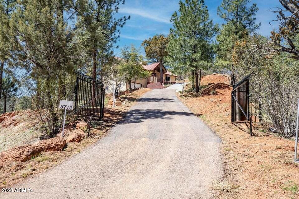 8716 Fossil Creek Road Strawberry, AZ 85544 - Photo 2 of 19 3