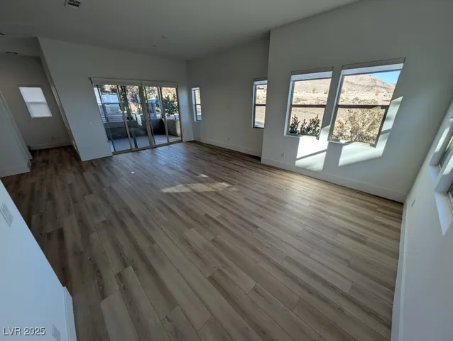 $2,700 | 675 Agate Bridge Street, Las Vegas, NV 89138