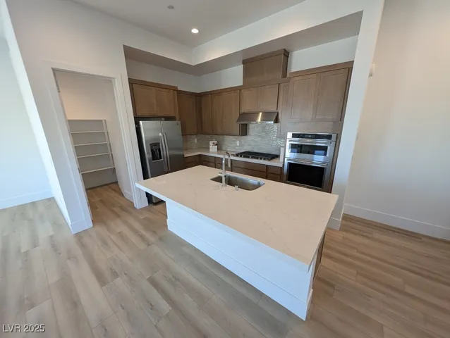 $2,700 | 675 Agate Bridge Street, Las Vegas, NV 89138