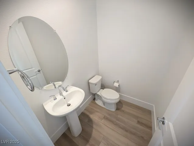 $2,700 | 675 Agate Bridge Street, Las Vegas, NV 89138