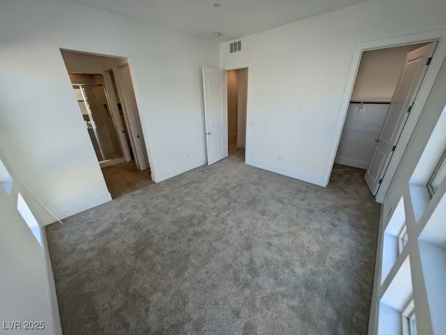 $2,700 | 675 Agate Bridge Street, Las Vegas, NV 89138