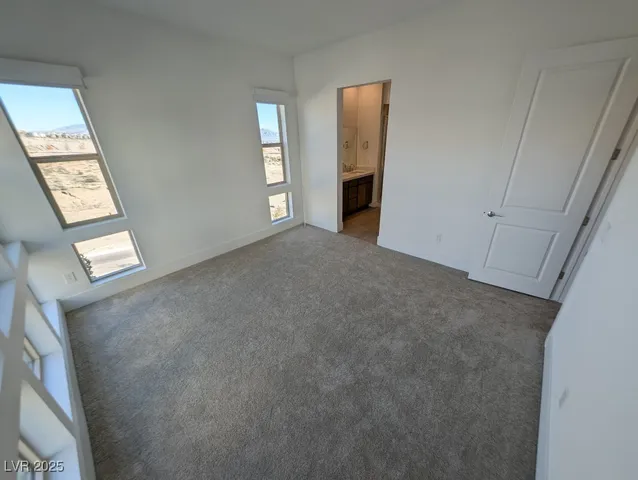 $2,700 | 675 Agate Bridge Street, Las Vegas, NV 89138