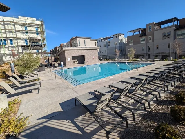 $2,700 | 675 Agate Bridge Street, Las Vegas, NV 89138