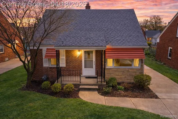 $240,000 | 3539 Huron Street, Dearborn, MI 48124