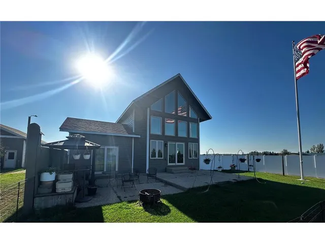 $449,900 | 33558 251st Avenue, Browerville, MN 56438