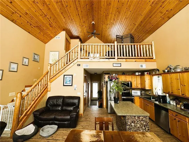 $439,900 | 33558 251st Avenue, Browerville, MN 56438