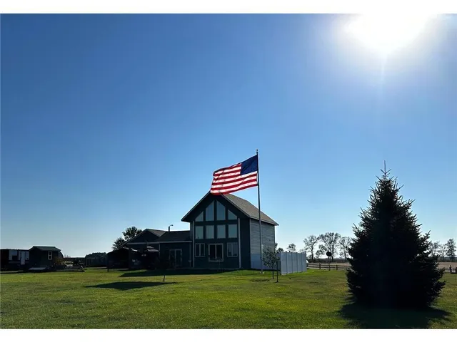 $449,900 | 33558 251st Avenue, Browerville, MN 56438