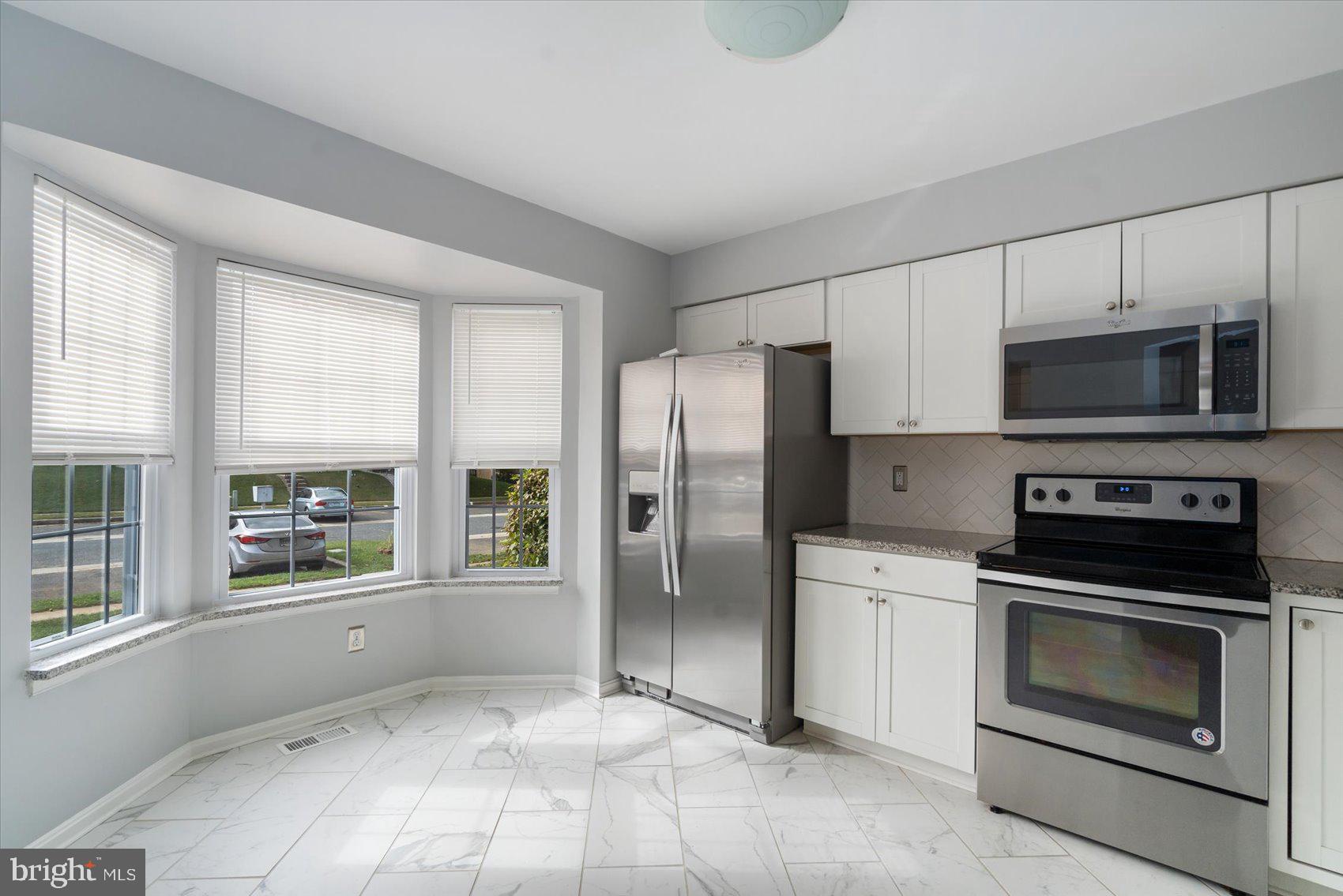 65 Powder View Court Nottingham, MD 21236 - Photo 2 of 44 Gallery Image 2