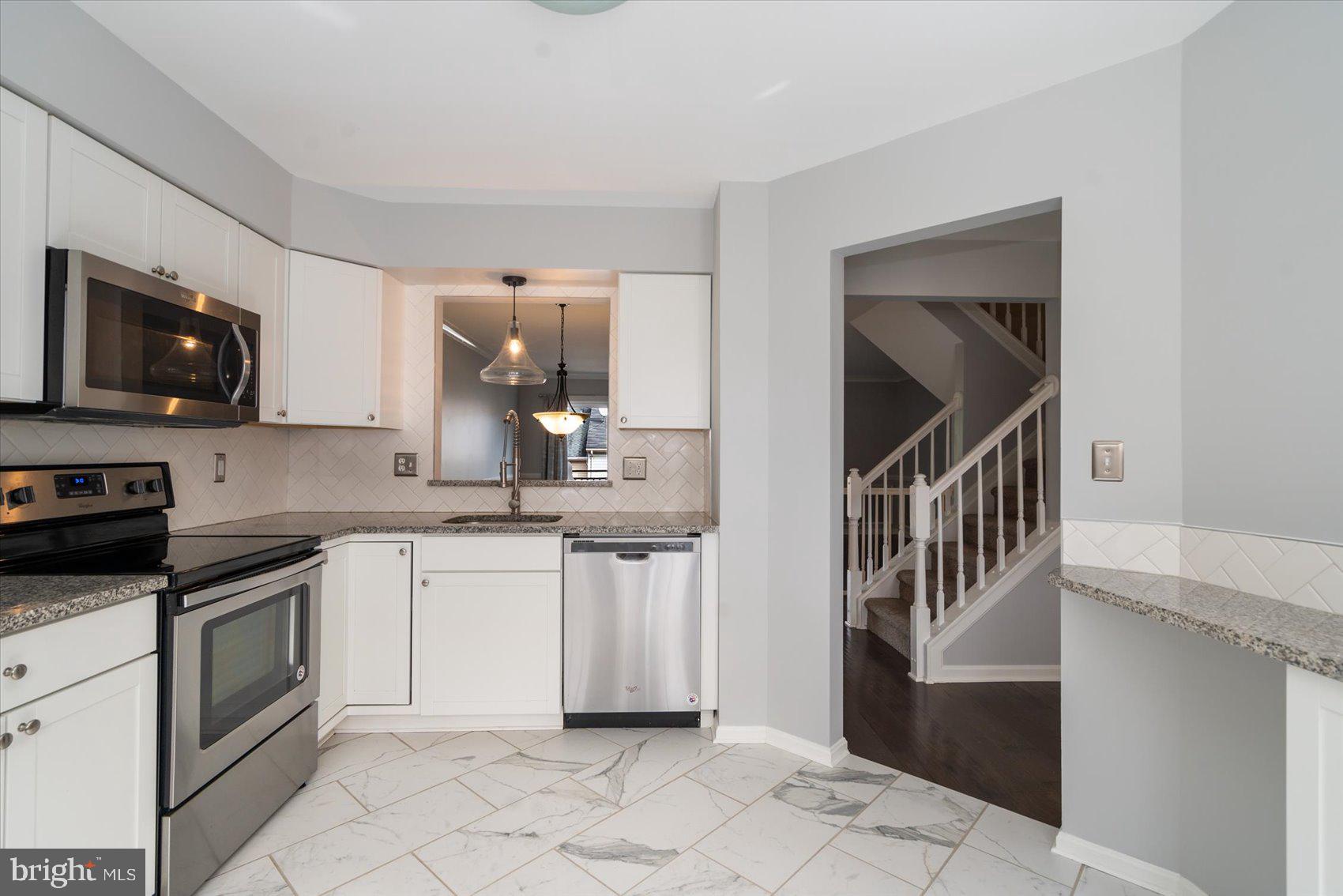 65 Powder View Court Nottingham, MD 21236 - Photo 8 of 44 Gallery Image 8