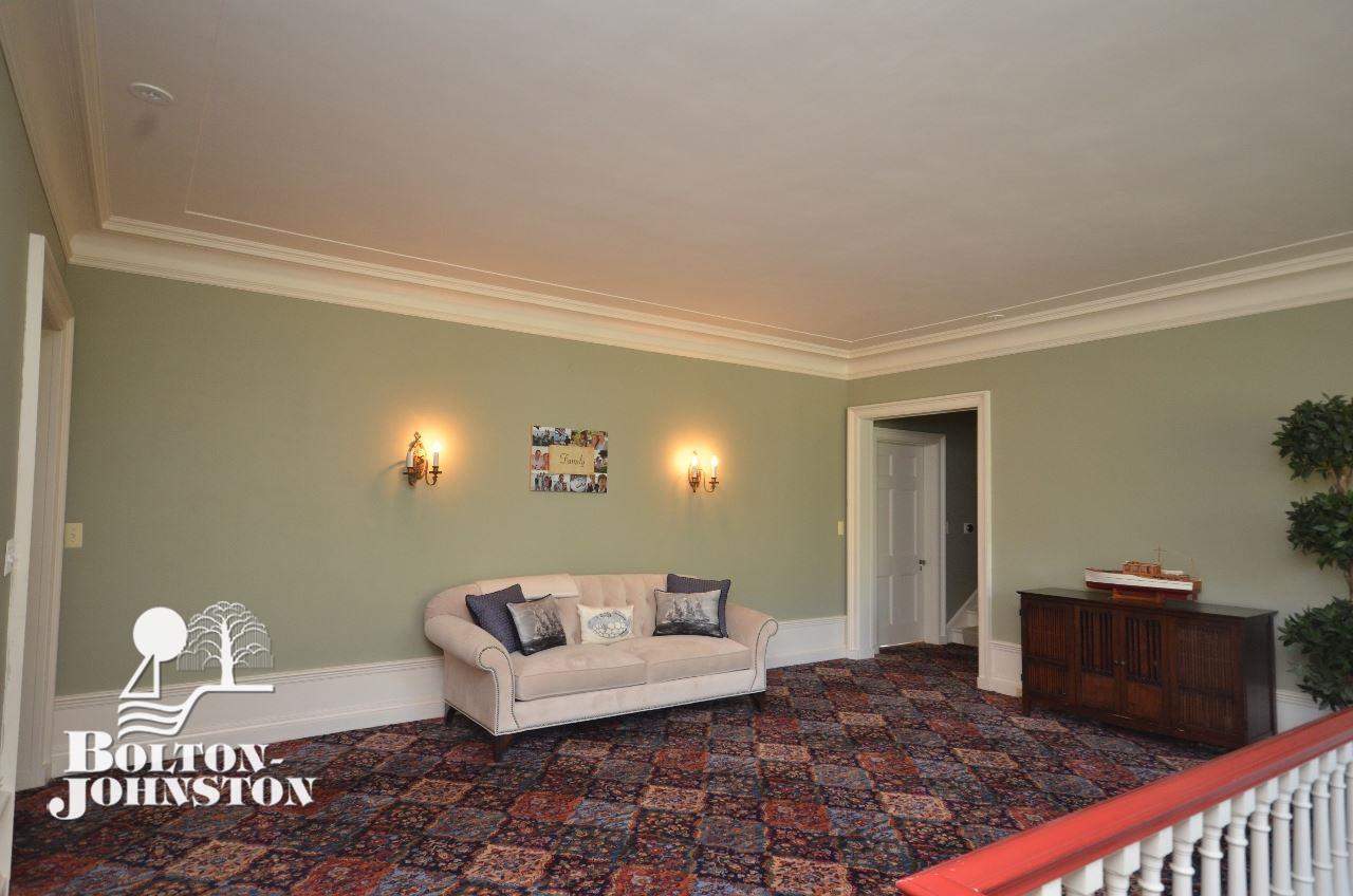 99 Lothrop Road Grosse Pointe Farms, MI 48236 - Photo 27 of 71