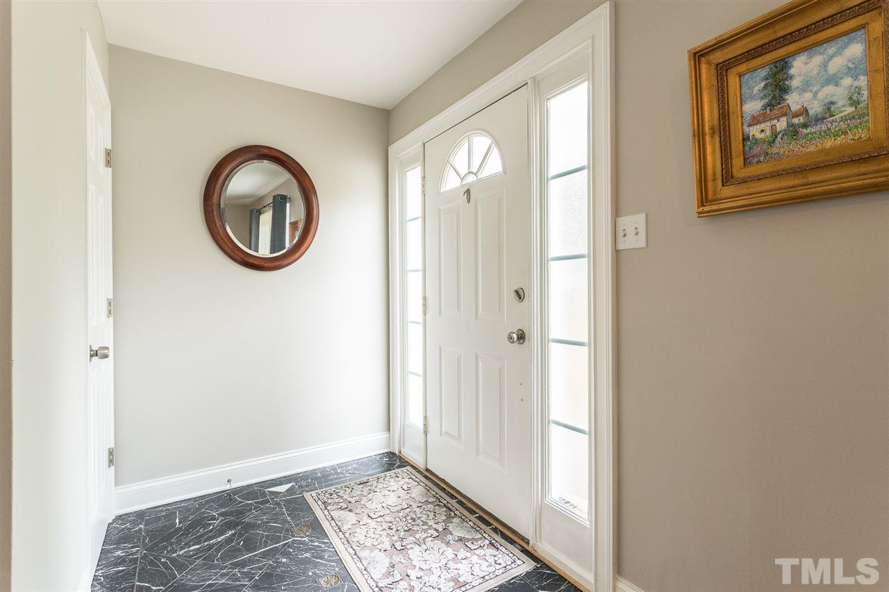 216 Northclift Drive Raleigh, NC 27609 - Photo 2 of 17 Gallery Image 2