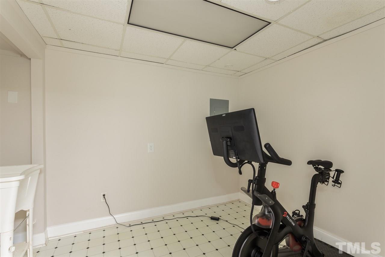 216 Northclift Drive Raleigh, NC 27609 - Photo 14 of 17 Gallery Image 14