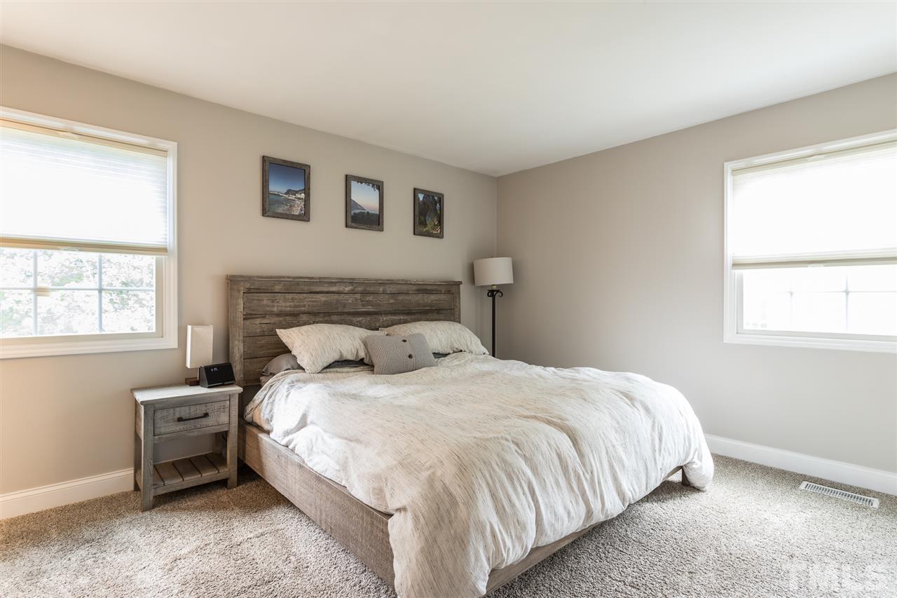 216 Northclift Drive Raleigh, NC 27609 - Photo 6 of 17 Gallery Image 6