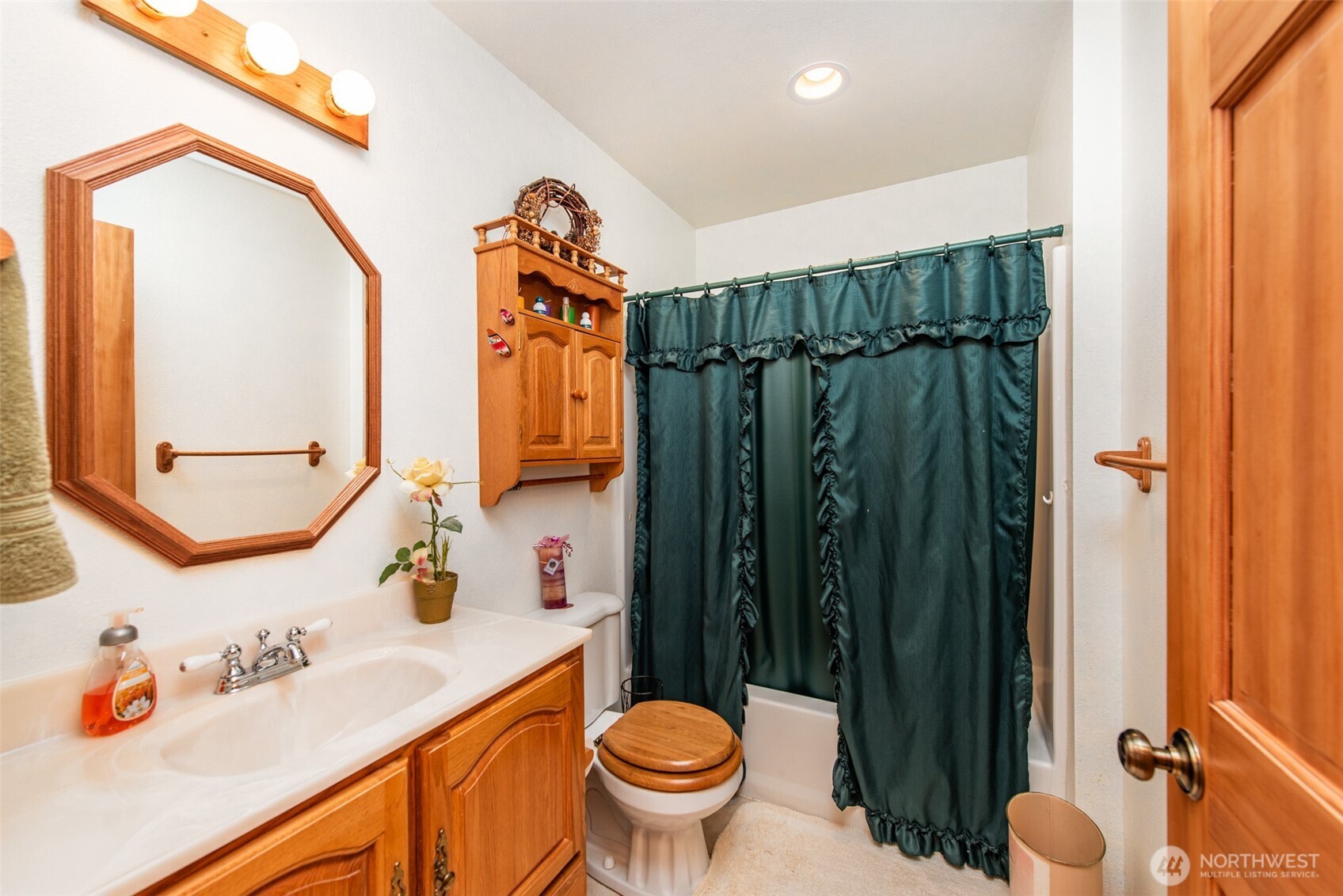 1688 Finn Hall Road Port Angeles, WA 98362 - Photo 22 of 38