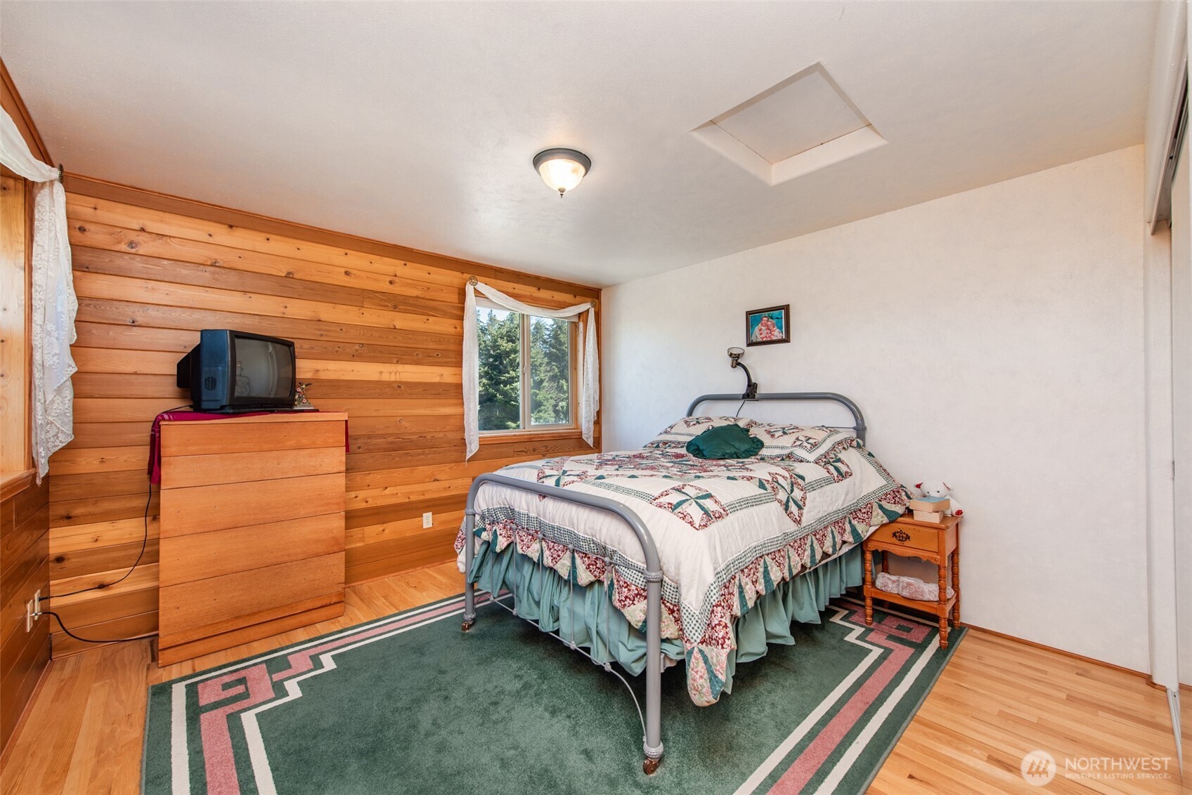 1688 Finn Hall Road Port Angeles, WA 98362 - Photo 23 of 38