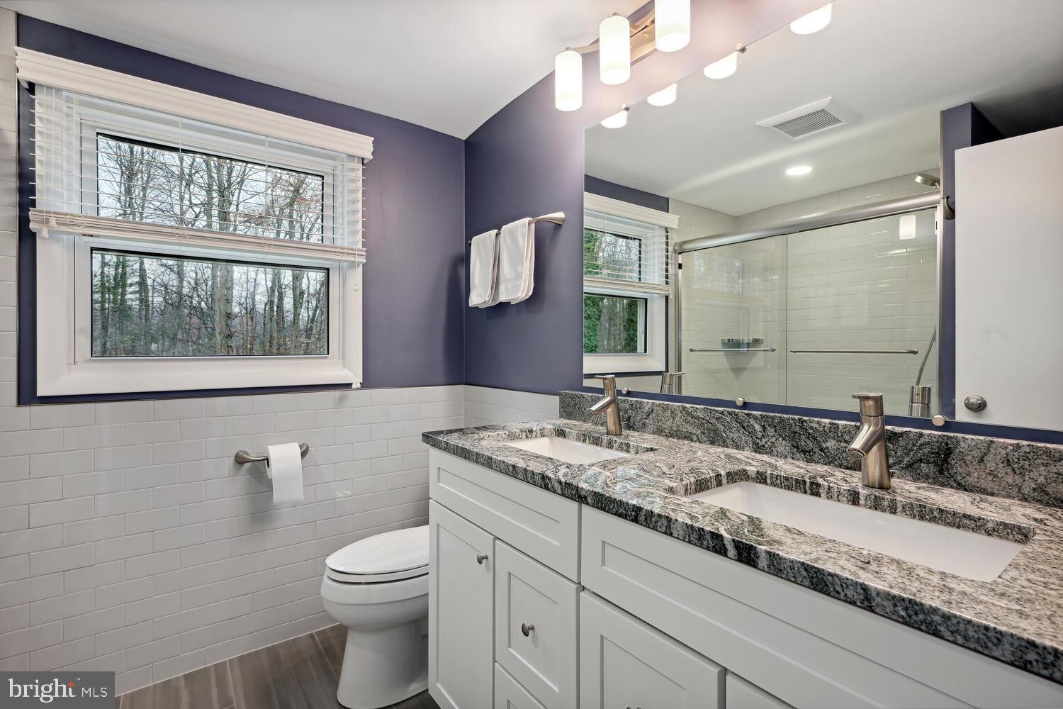 8759 Oxwell Lane Laurel, MD 20708 - Photo 29 of 42 Upper level bathroom