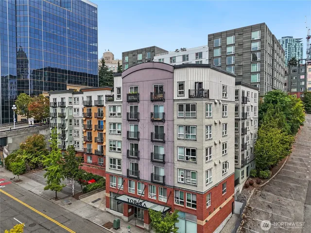 $329,000 | 108 5th Avenue South, Unit 504, Seattle, WA 98104