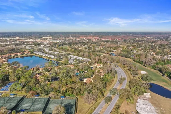 $215,000 | 113 Woodlake Wynde, Unit 19, Oldsmar, FL 34677