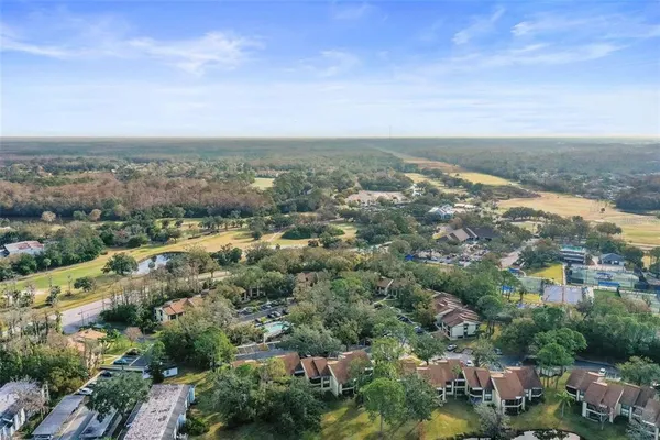 $215,000 | 113 Woodlake Wynde, Unit 19, Oldsmar, FL 34677