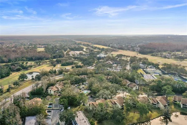 $215,000 | 113 Woodlake Wynde, Unit 19, Oldsmar, FL 34677