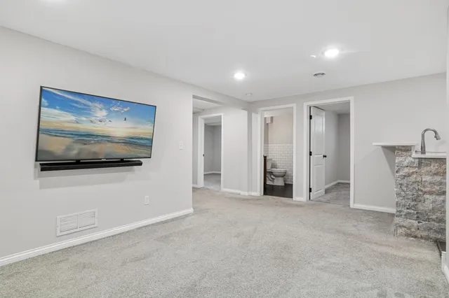 $2,650 | 5712 25th Avenue South, Minneapolis, MN 55417