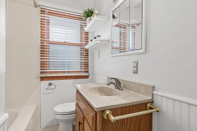 $2,450 | 5712 25th Avenue South, Minneapolis, MN 55417