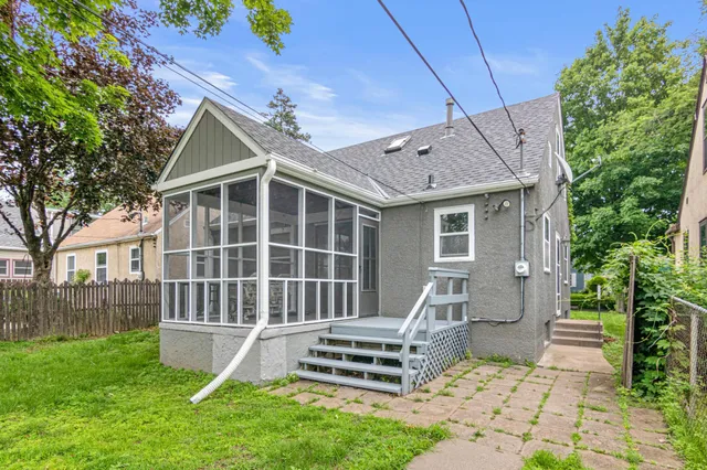 $2,450 | 5712 25th Avenue South, Minneapolis, MN 55417