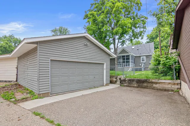 $2,650 | 5712 25th Avenue South, Minneapolis, MN 55417