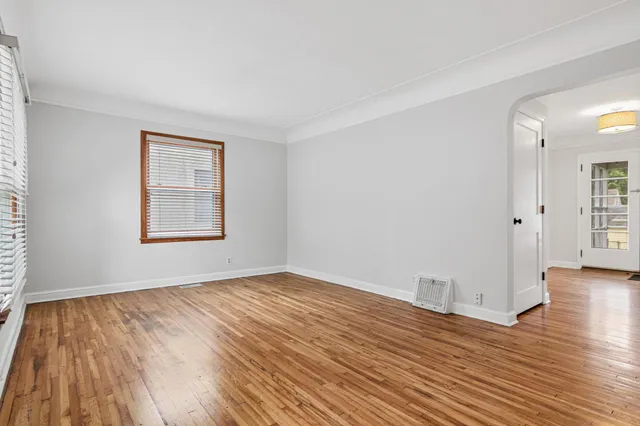 $2,650 | 5712 25th Avenue South, Minneapolis, MN 55417