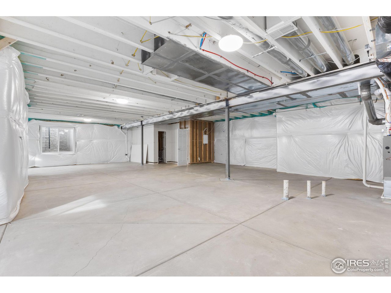 973 Stagecoach Drive Lafayette, CO 80026 - Photo 25 of 39 a view of a room with gym equipment
