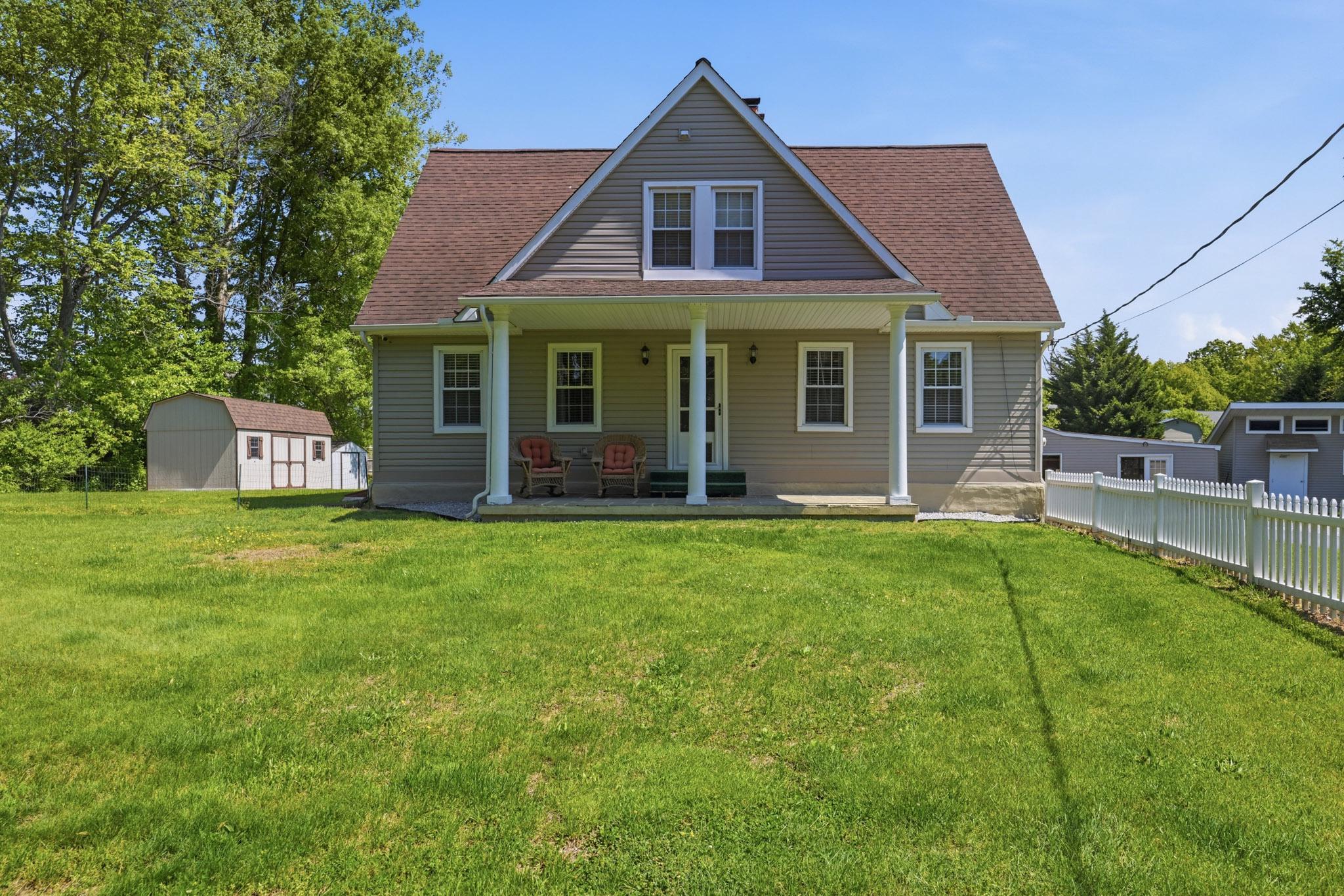 768 Salem Church Road Newark, DE 19702 - Photo 2 of 42 Darling cape cod home
