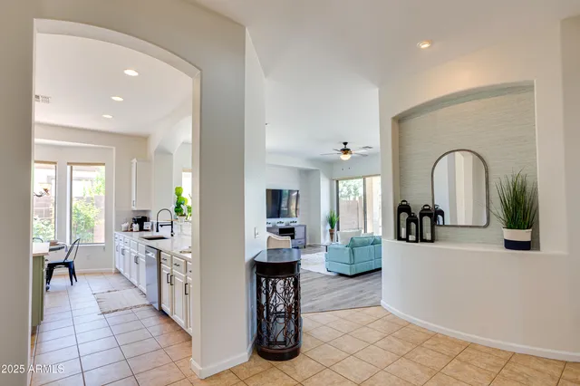 $5,000 | 6686 South St Andrews Way, Gilbert, AZ 85298