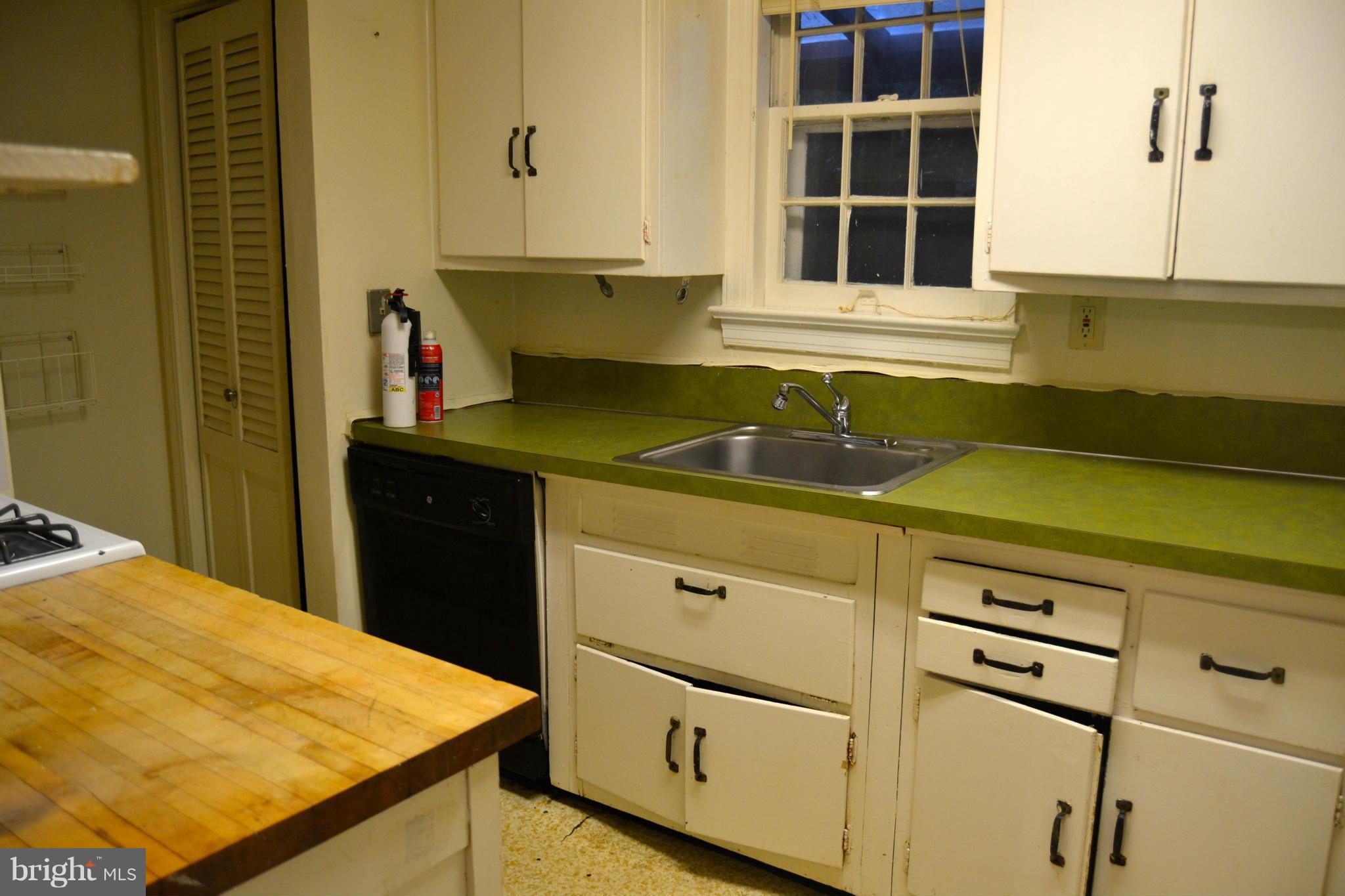 6919 Fairfax Road Bethesda, MD 20814 - Photo 4 of 17 Kitchen