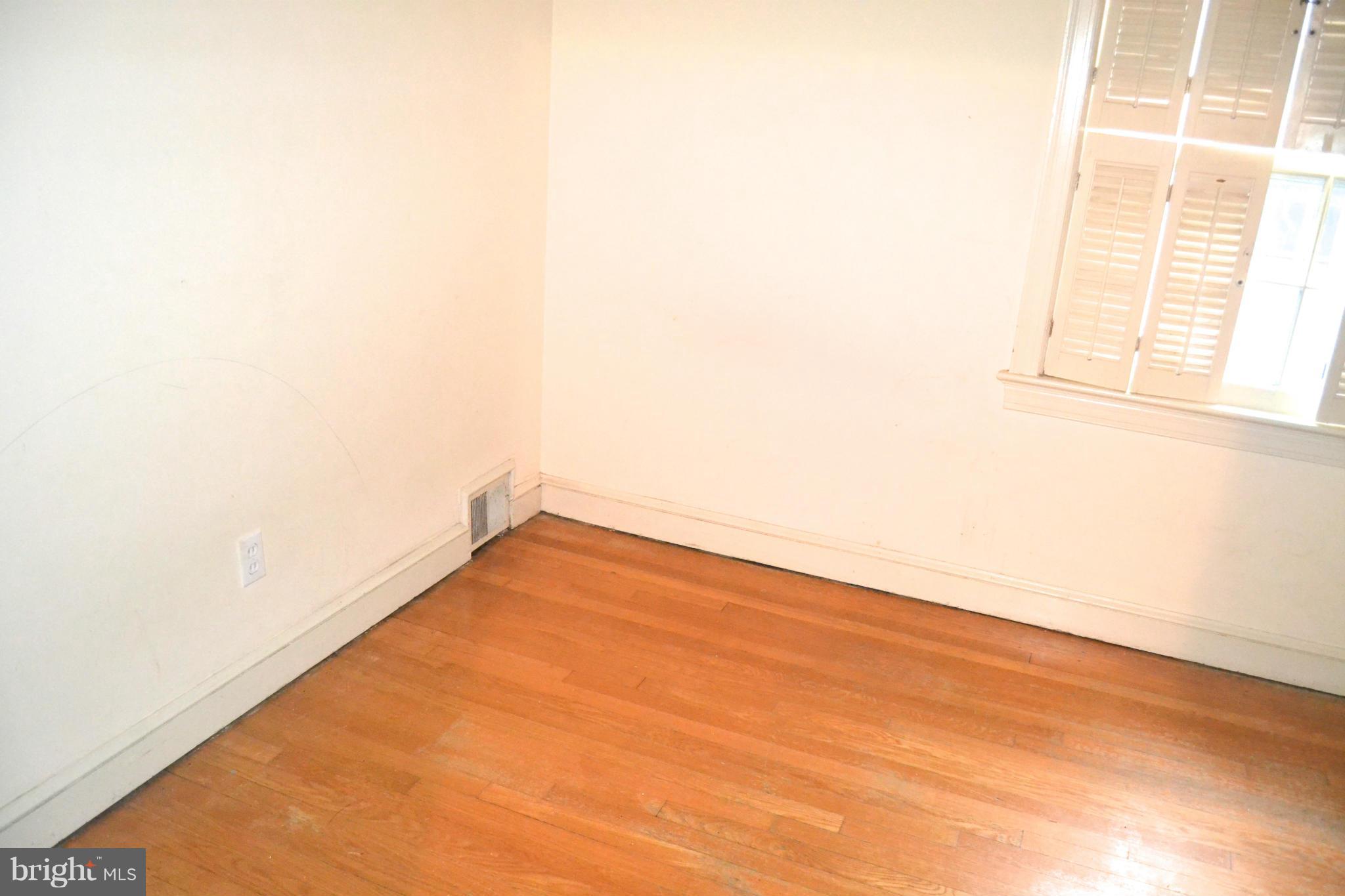 6919 Fairfax Road Bethesda, MD 20814 - Photo 10 of 17 Bedroom