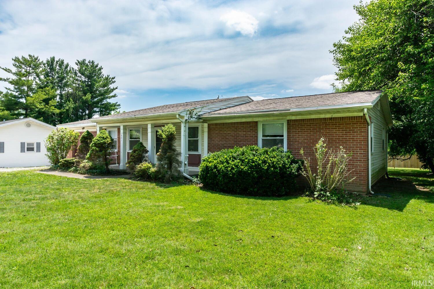 601 North Smith Road Bloomington, IN 47408 - Photo 2 of 23 Gallery Image 2