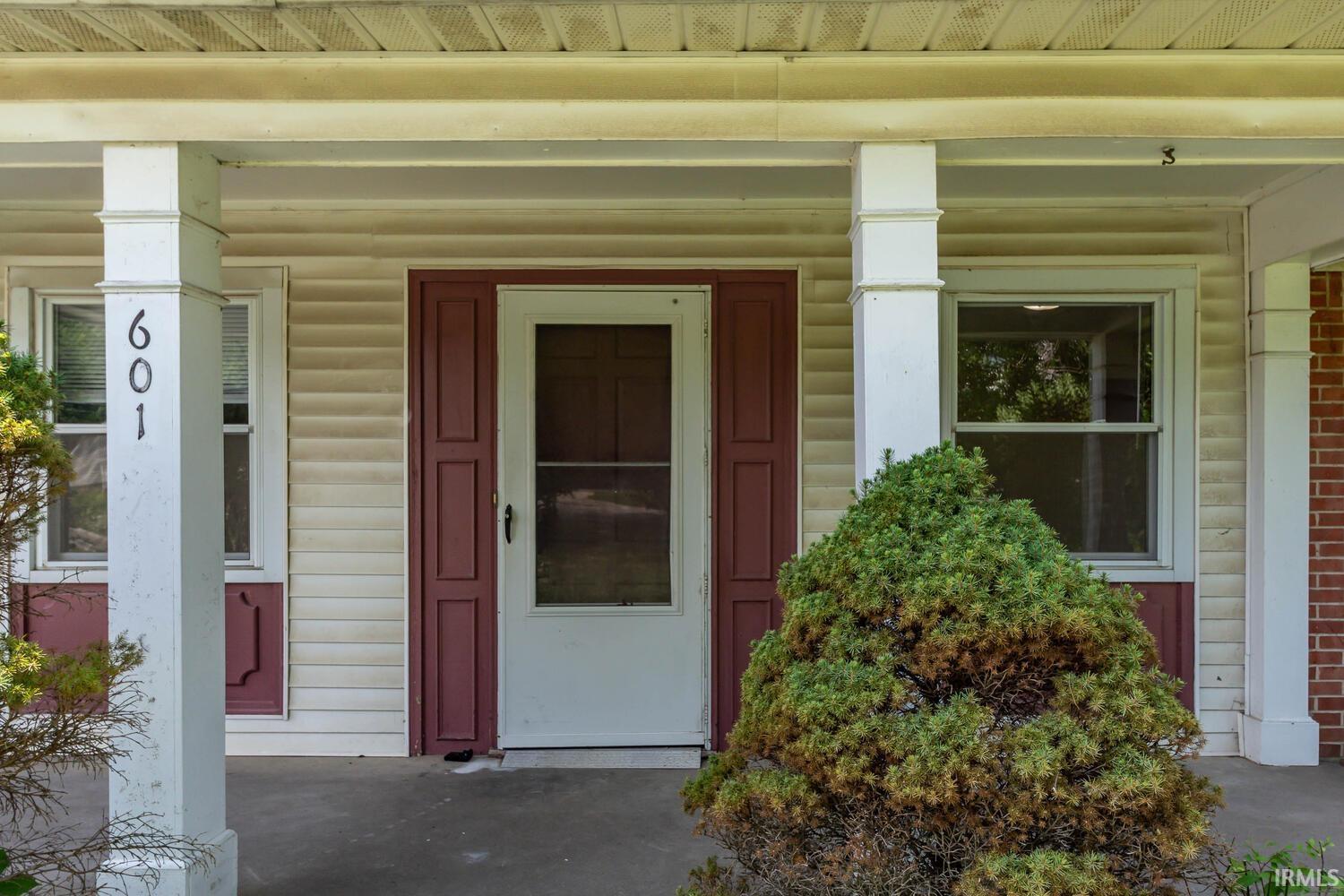 601 North Smith Road Bloomington, IN 47408 - Photo 3 of 23 Gallery Image 3