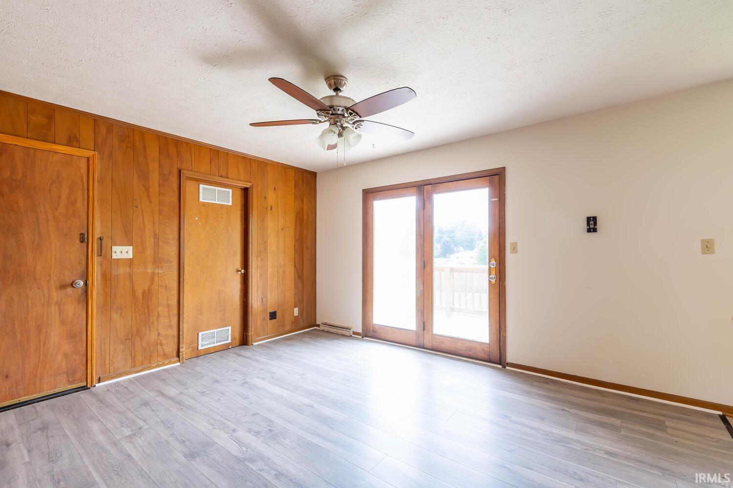 601 North Smith Road Bloomington, IN 47408 - Photo 7 of 23 Gallery Image 7