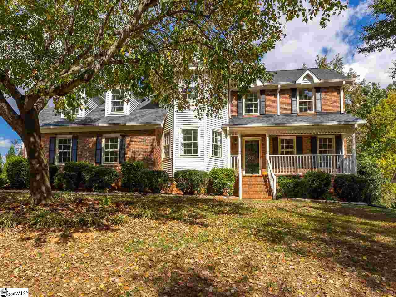 137 Crosswinds Street Greer, SC 29650 - Photo 2 of 36 Gallery Image 2