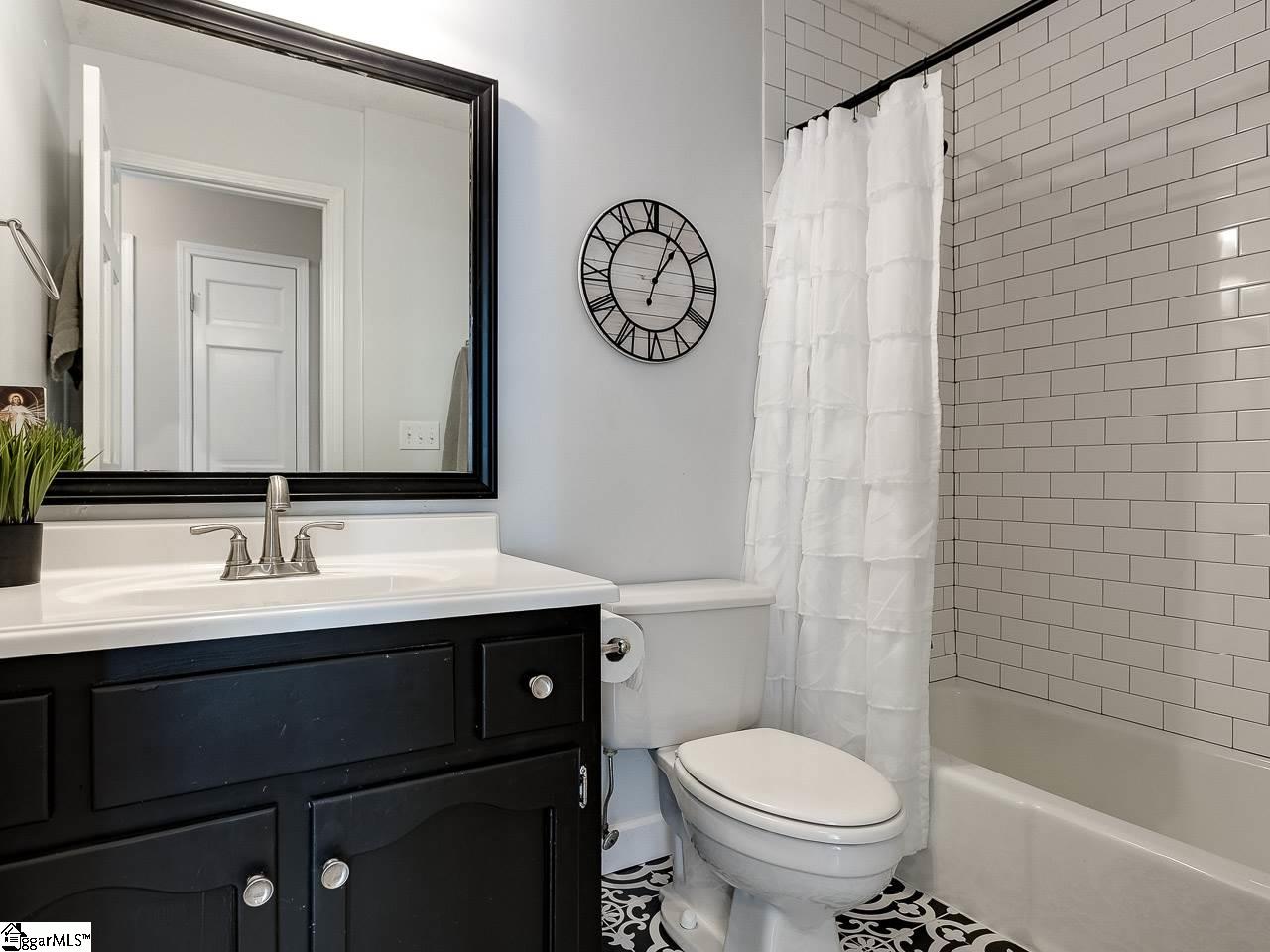 137 Crosswinds Street Greer, SC 29650 - Photo 17 of 36 Gallery Image 17