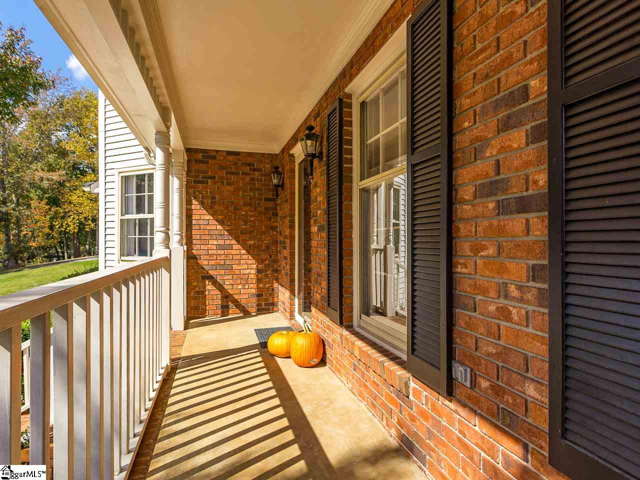 137 Crosswinds Street Greer, SC 29650 - Photo 5 of 36 Gallery Image 5