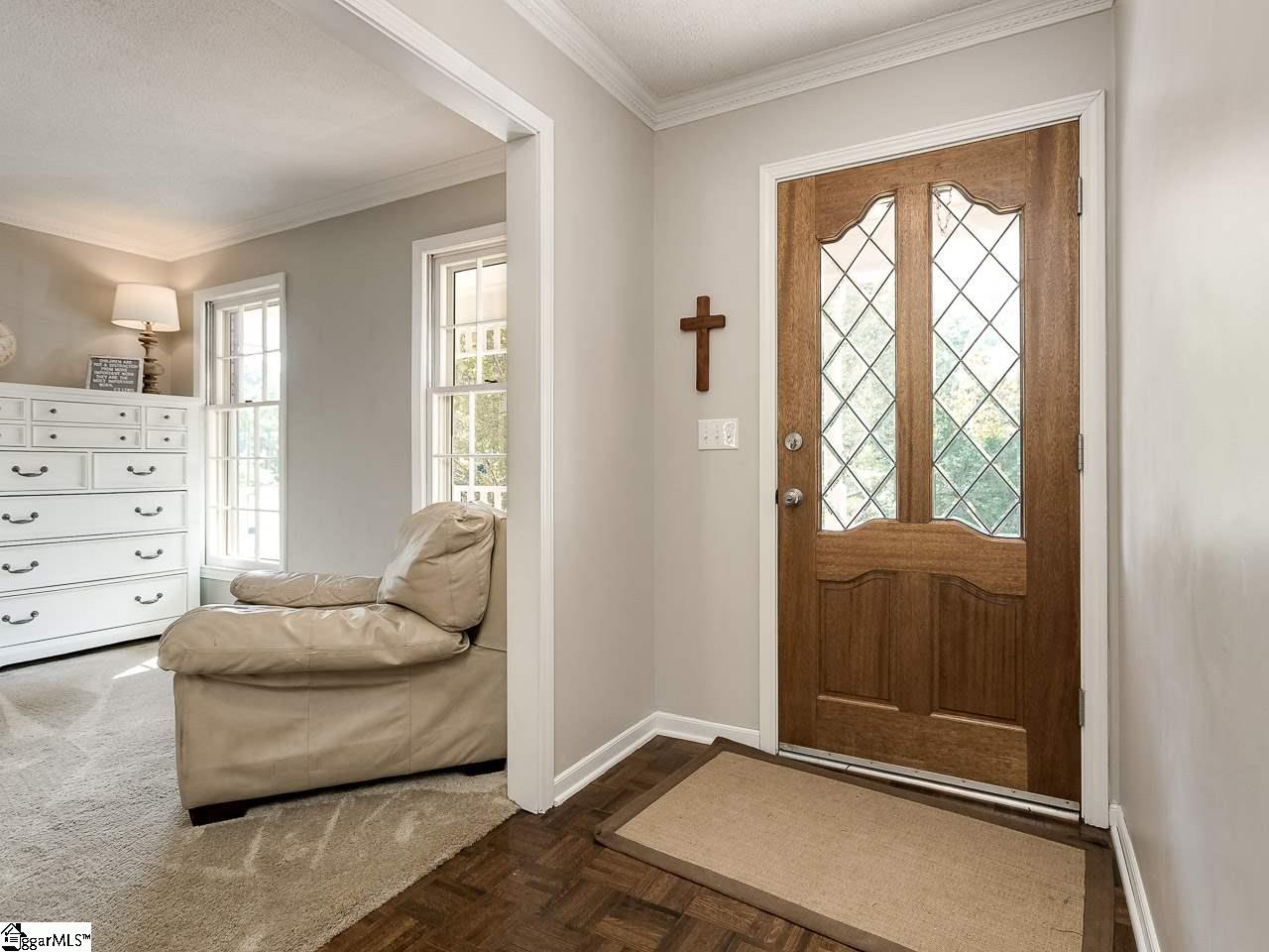 137 Crosswinds Street Greer, SC 29650 - Photo 6 of 36 Gallery Image 6