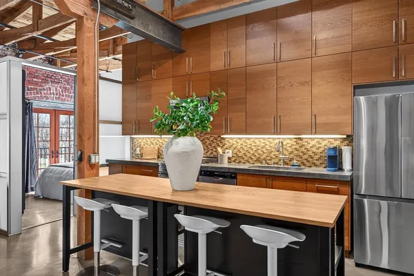 $570,900 | 1725 14th Street, Unit 202, Sacramento, CA 95811