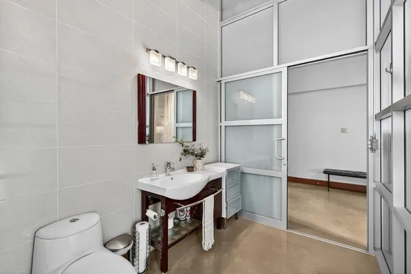 $570,900 | 1725 14th Street, Unit 202, Sacramento, CA 95811