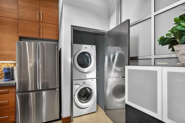 $570,900 | 1725 14th Street, Unit 202, Sacramento, CA 95811